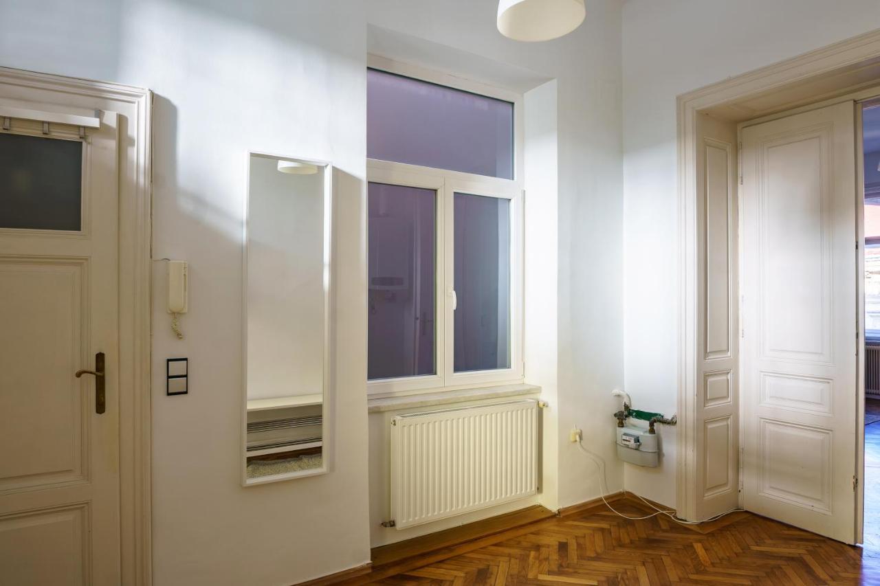1060 Vienna