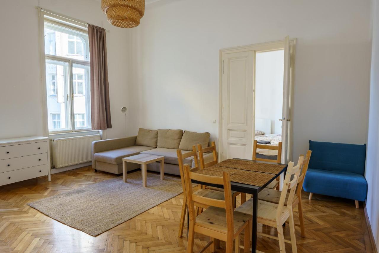 1060 * Vienna